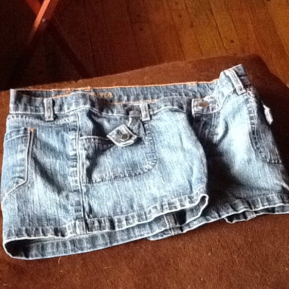 EUC  Sz11  MOSSIMO SUPPLY Co Jean shorts denim🐳 - Picture 6 of 8